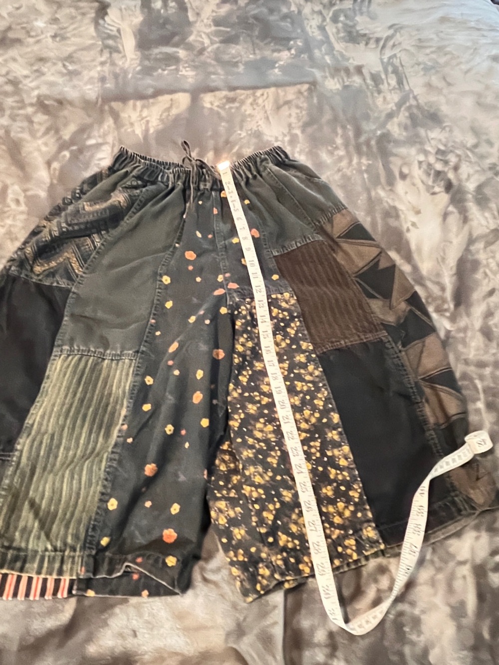 Patchwork Indigo Denim capri Barrel wide leg pants with Floral Accents - Picture 3 of 6
